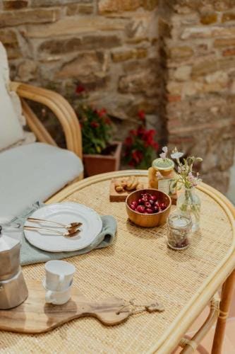 Suite immersa nel Giardino Emozionale della Gualda Vecchia, SPA all'aperto esclusiva a pagamento Hotel in Tuscany