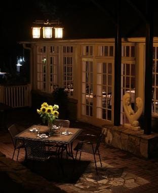 The Monte Vista Hotel Hotel in Black Mountain