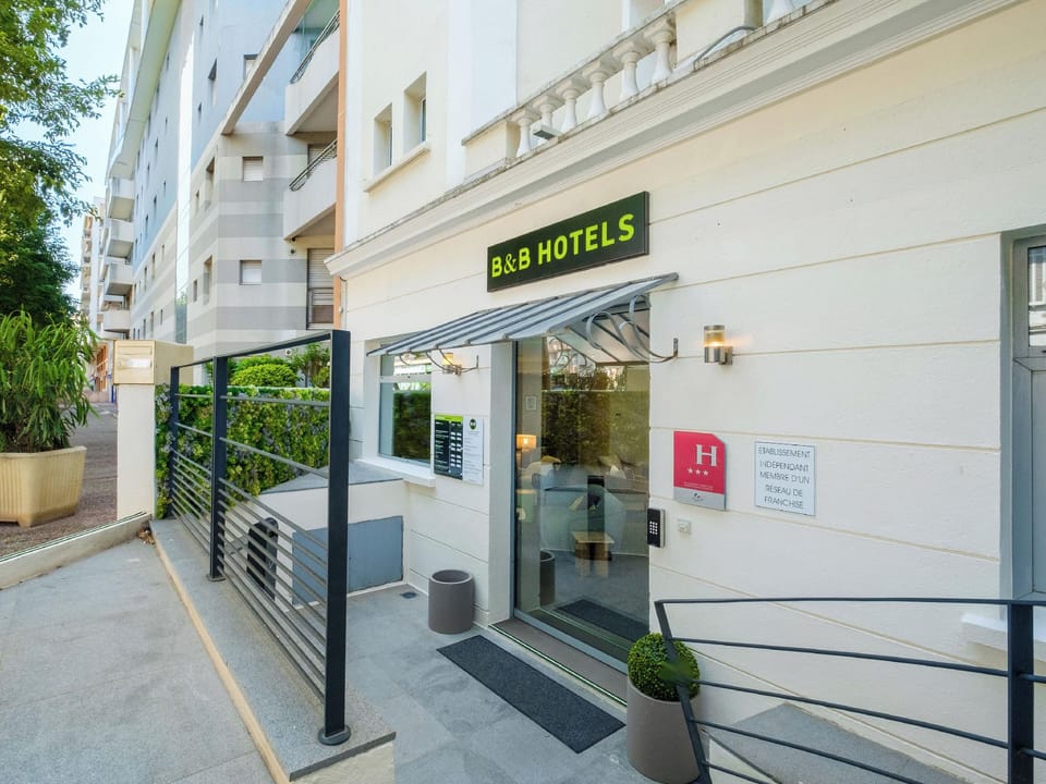 B&B HOTEL Antibes Juan-les-Pins Hotel in Antibes