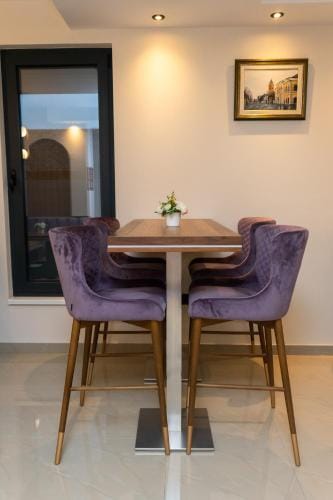 Merak Rooms & Caffe Bar Hotel in Vojvodina