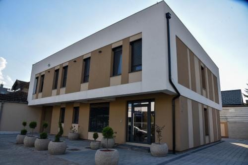 Merak Rooms & Caffe Bar Hotel in Vojvodina