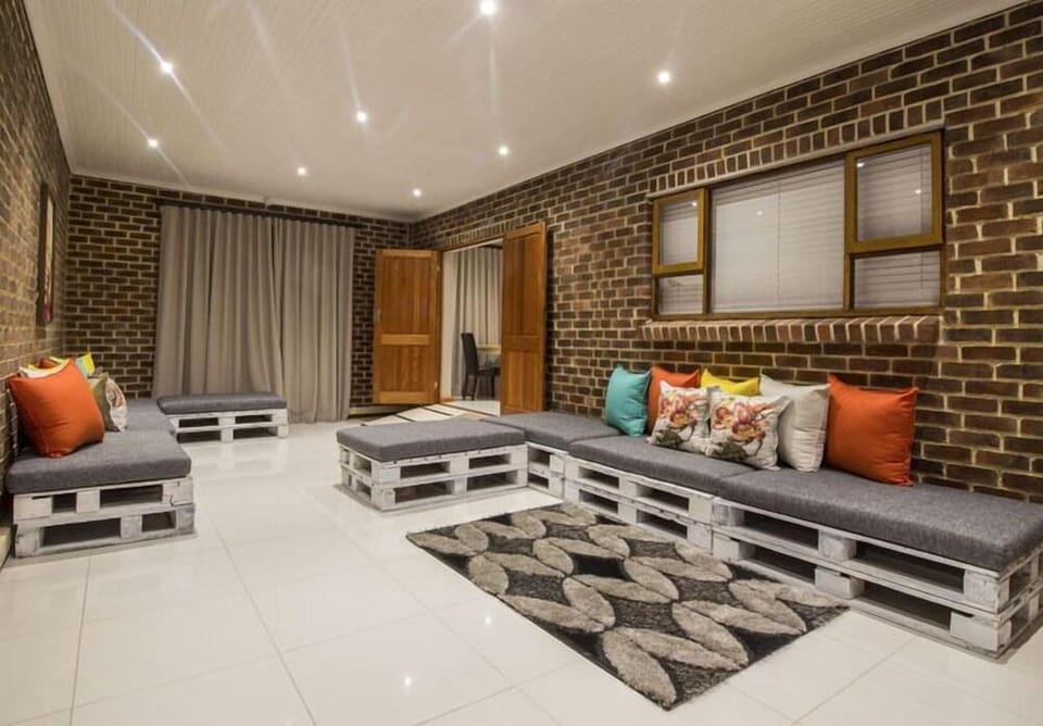 Tsitsikamma Manor Hotel in Eastern Cape