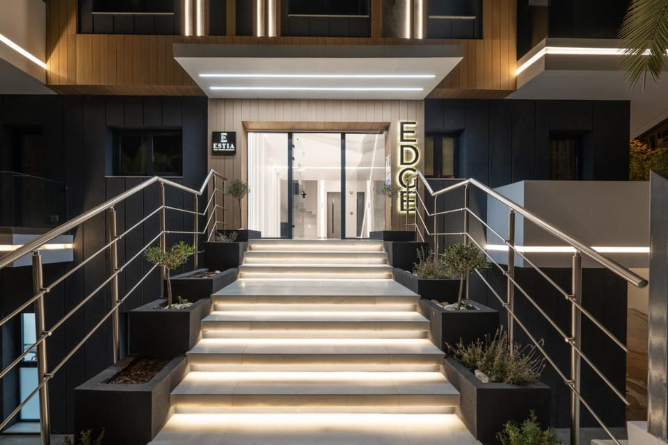 The Edge - Luxury Residences Hotel in Kallithea