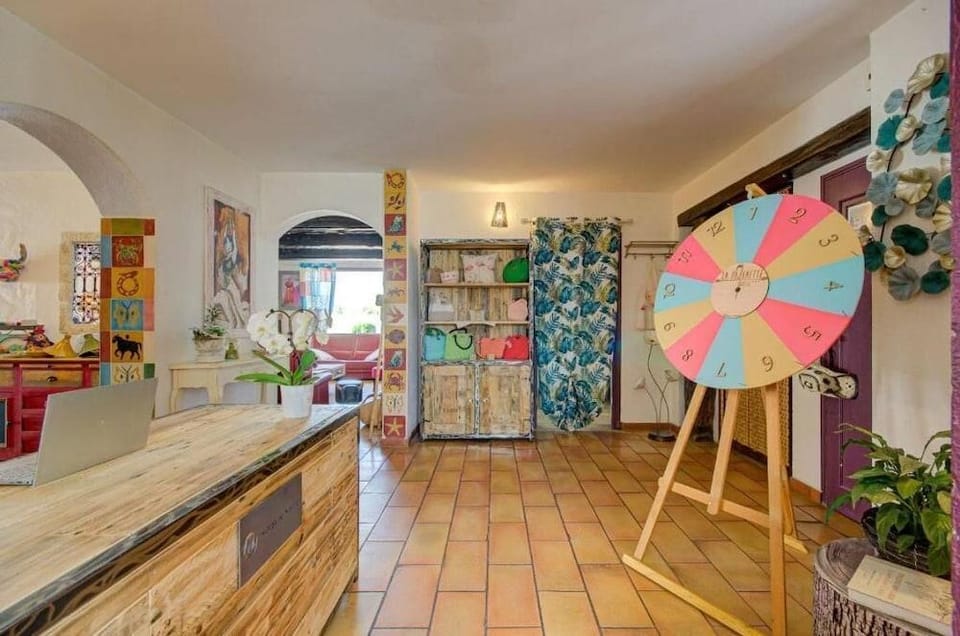 Hôtel La Palunette Hotel in Saintes-Maries-de-la-Mer