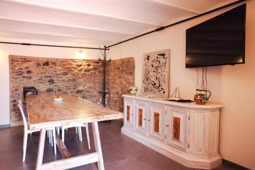 Affittacamere Borgo degli Artisti boutique rooms Hotel in Province of Massa and Carrara