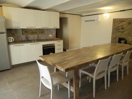 Affittacamere Borgo degli Artisti boutique rooms Hotel in Province of Massa and Carrara