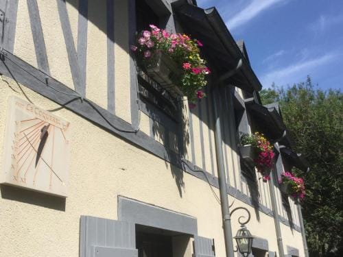 Chambres et Table d'Hotes du Coquerel Hotel in Normandy