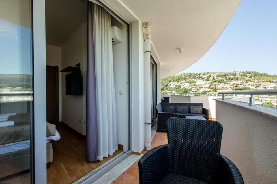 Apartments RONDO Hotel in Ulcinj
