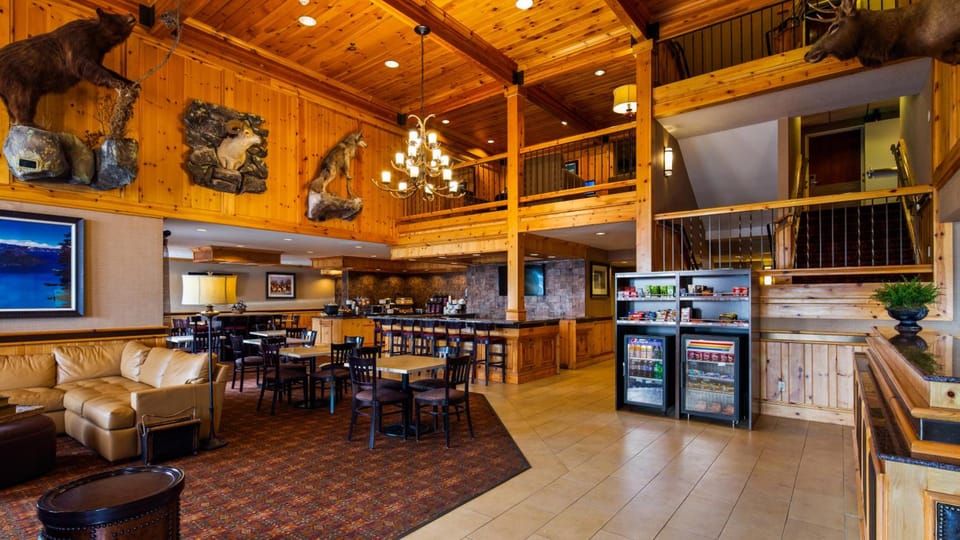 Best Western Plus Olympic Inn Hotel in Klamath Falls