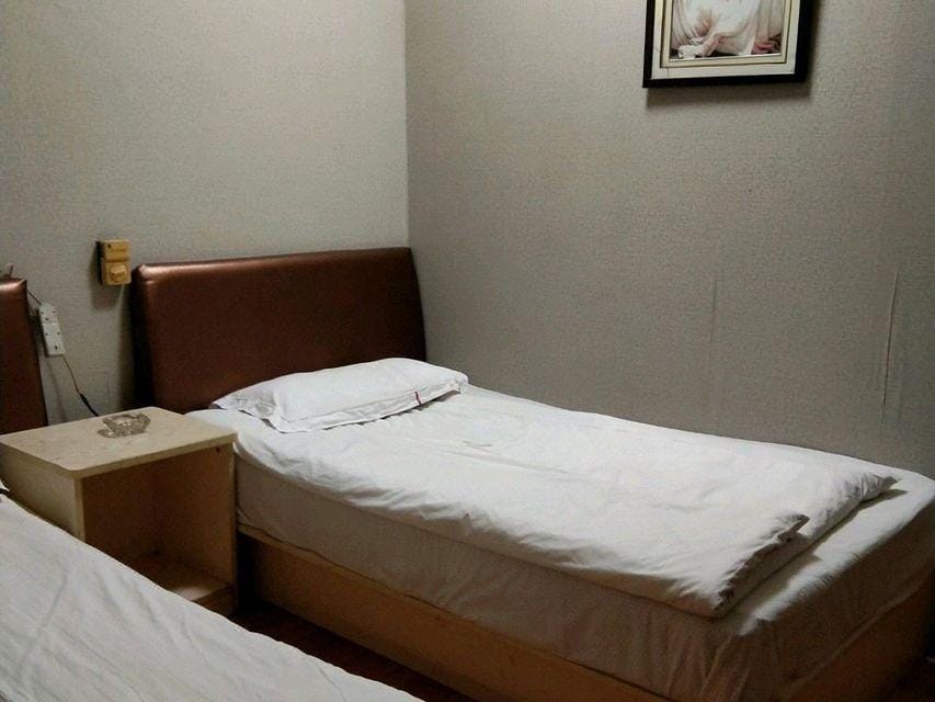Weixing Hostel Hotel in Hangzhou