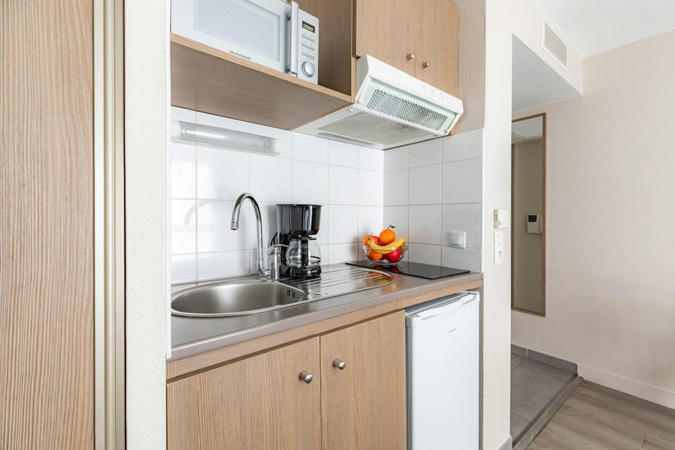 Amenity (Guest room)