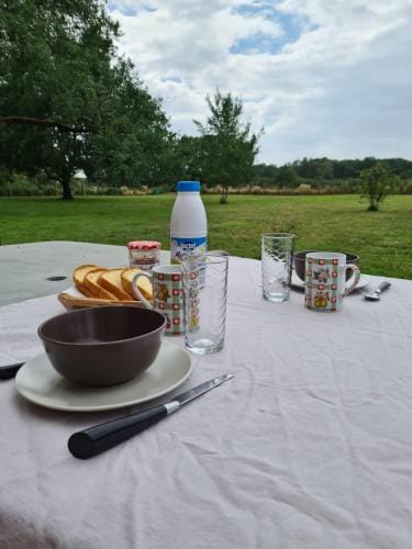 La Fraise Hotel in Chaumont-sur-Tharonne