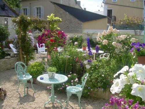 Chambres Chez Mounie Hotel in Normandy