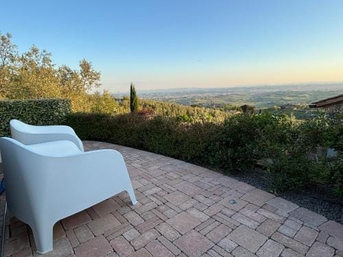 Calema Country House Vinci Hotel in Emilia-Romagna