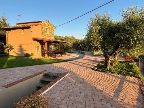 Calema Country House Vinci Hotel in Emilia-Romagna