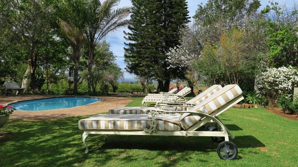 Berluda Farmhouse & Cottages Hotel in Western Cape