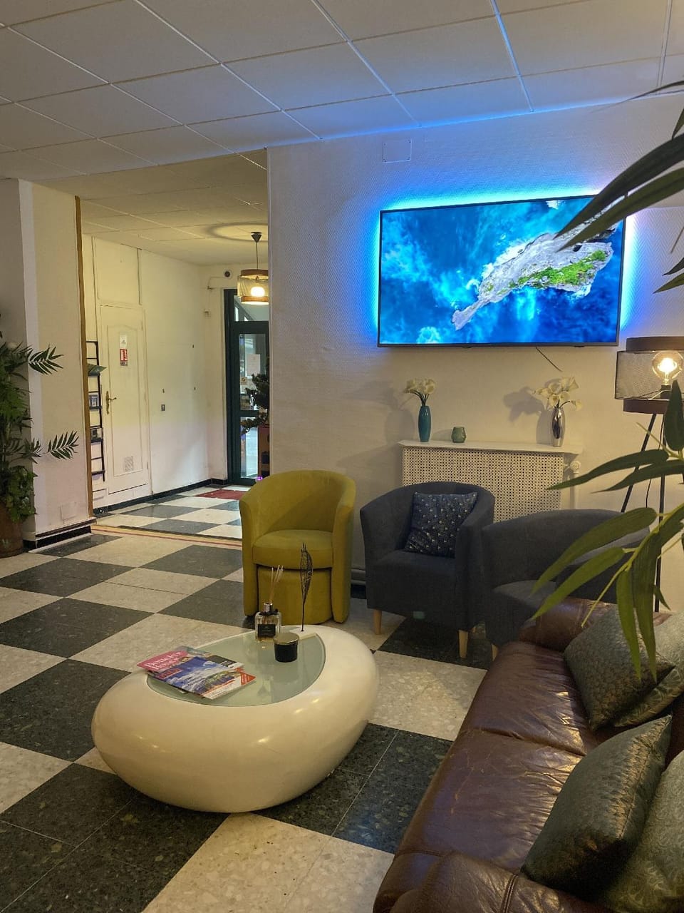 Hotel L'Alsace Gare-Sncf Hotel in Narbonne
