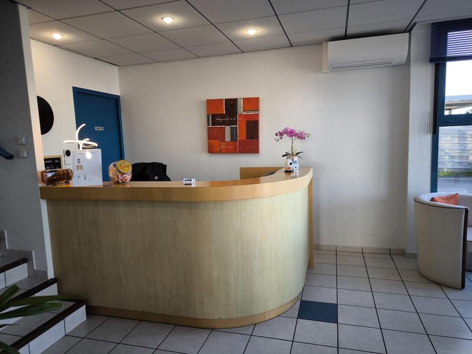 Hotel Le Laury's-hotel calme proche de Rodez avec parking prive gratuit Hotel in Auvergne-Rhône-Alpes
