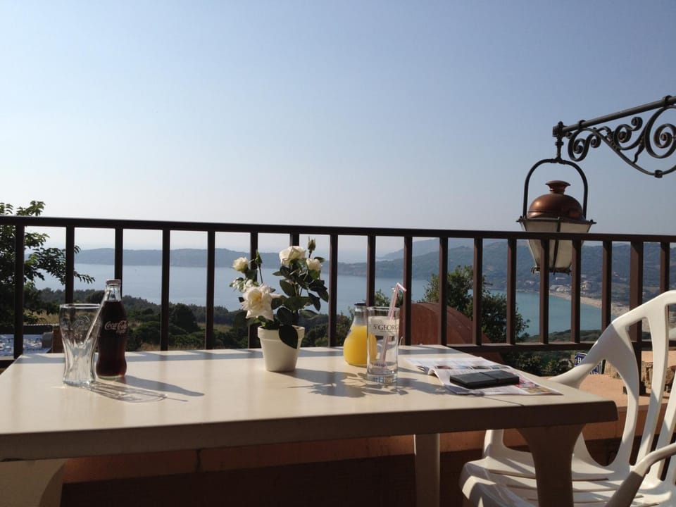 Hotel & Restaurant le Saint Jean Hotel in Corsica