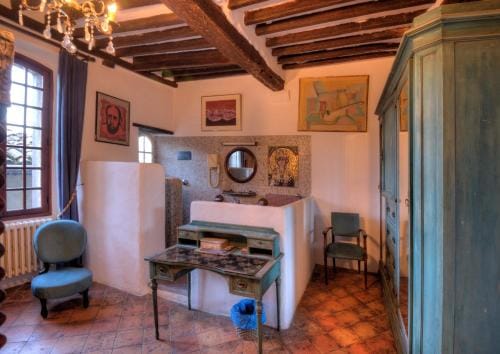 Hotel Les Arcades Hotel in Villeneuve-Loubet