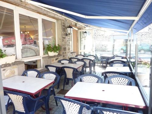 Hotel Restaurant du Pont-Vieux Hotel in Saint-Flour