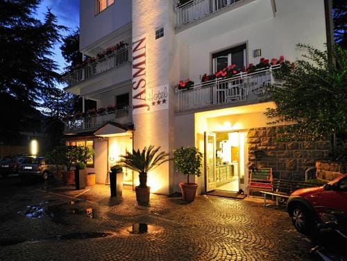 Hotel Jasmin Hotel in Merano