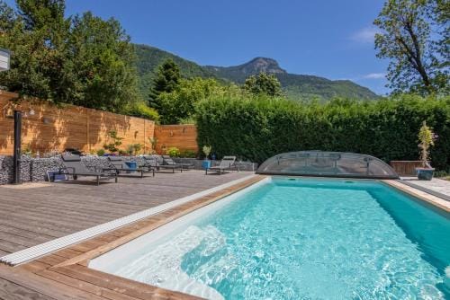 le clos grillet Hotel in Saint-François-Longchamp