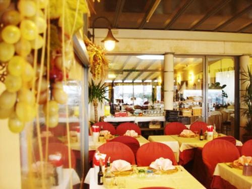 Hotel Ristorante Miralago Hotel in Garda