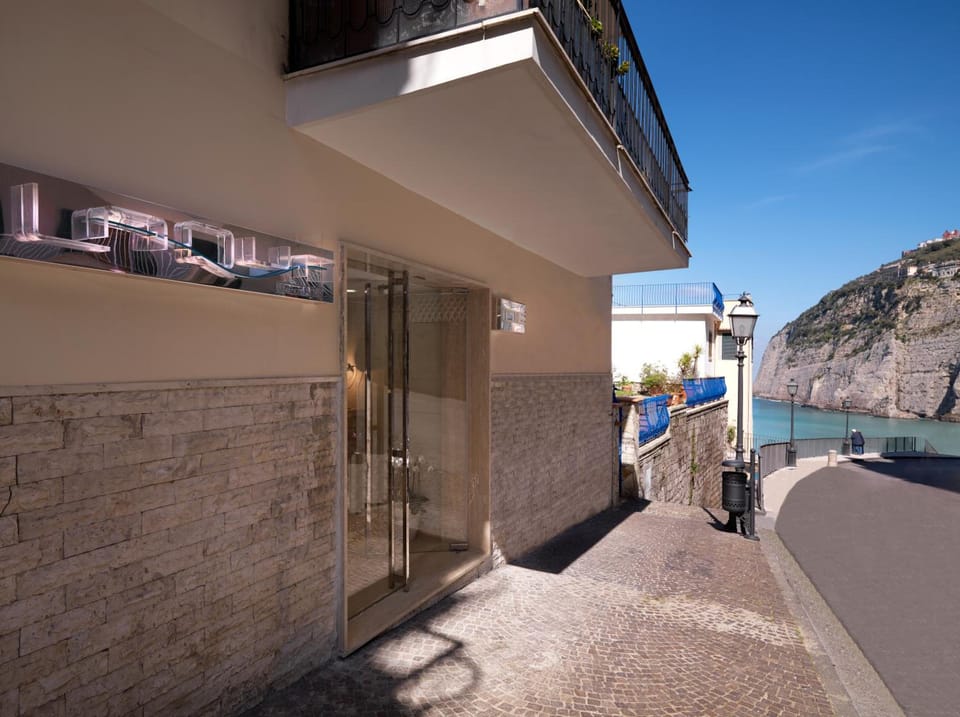 Laqua by the Sea Hotel in Campania