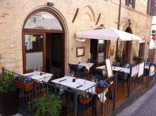 Oro Rosso Hotel Ristorante Hotel in Montefalco