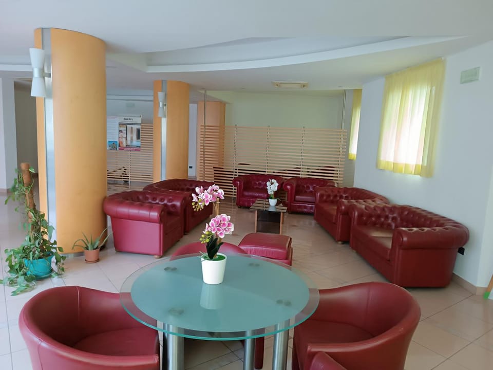 Residence Queen Mary Hotel in Cattolica
