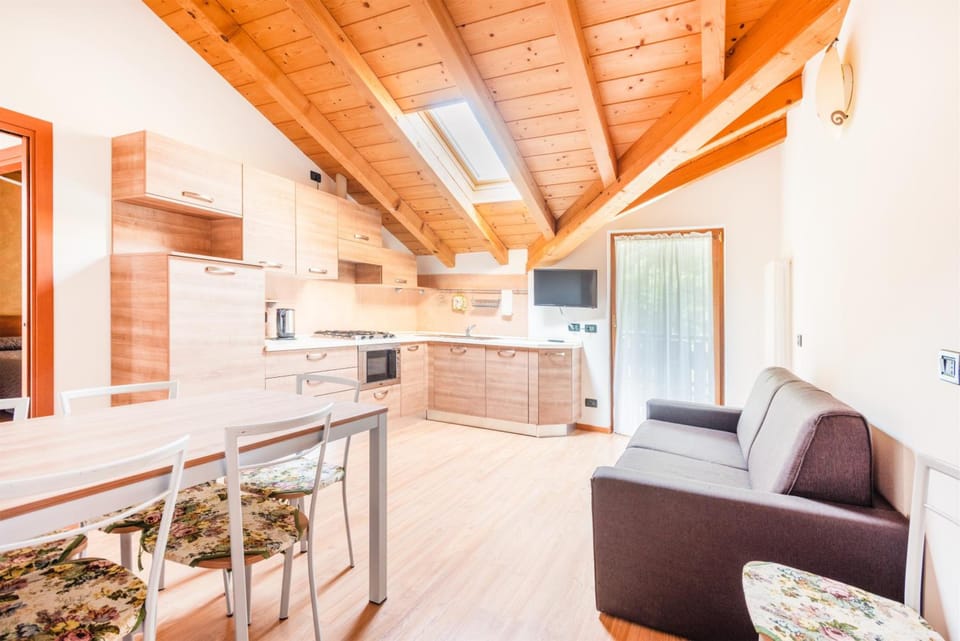 CROSINA HOLIDAY - Residence Toli Apartment hotel in Ledro