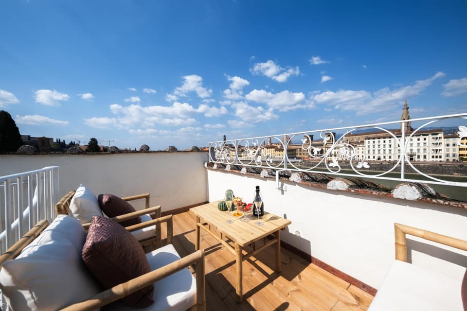 Serristori Palace Residence Apartment hotel in Florence