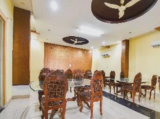 Collection O r Resort Hotel in Jaipur