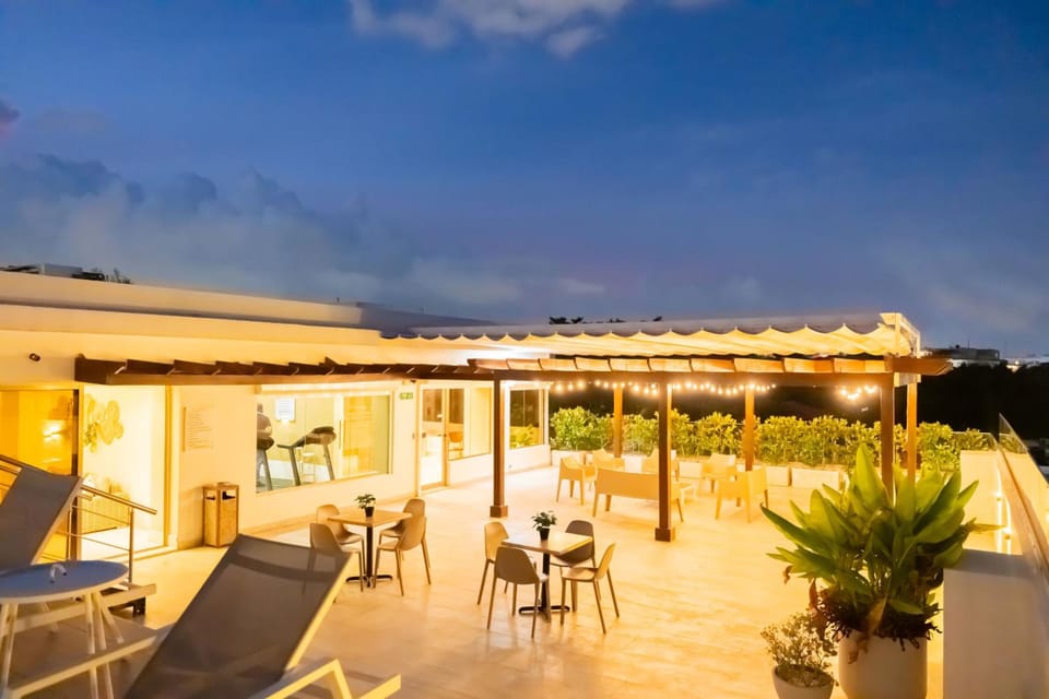 Hotel Stay Here Suites Hotel in Santo Domingo