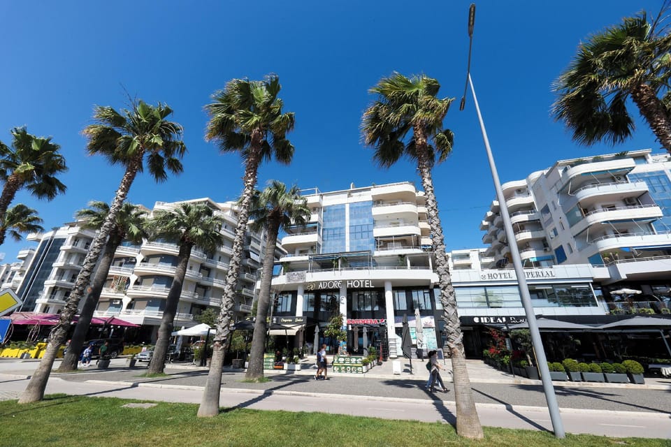 Hotel Adore Hotel in Vlorë