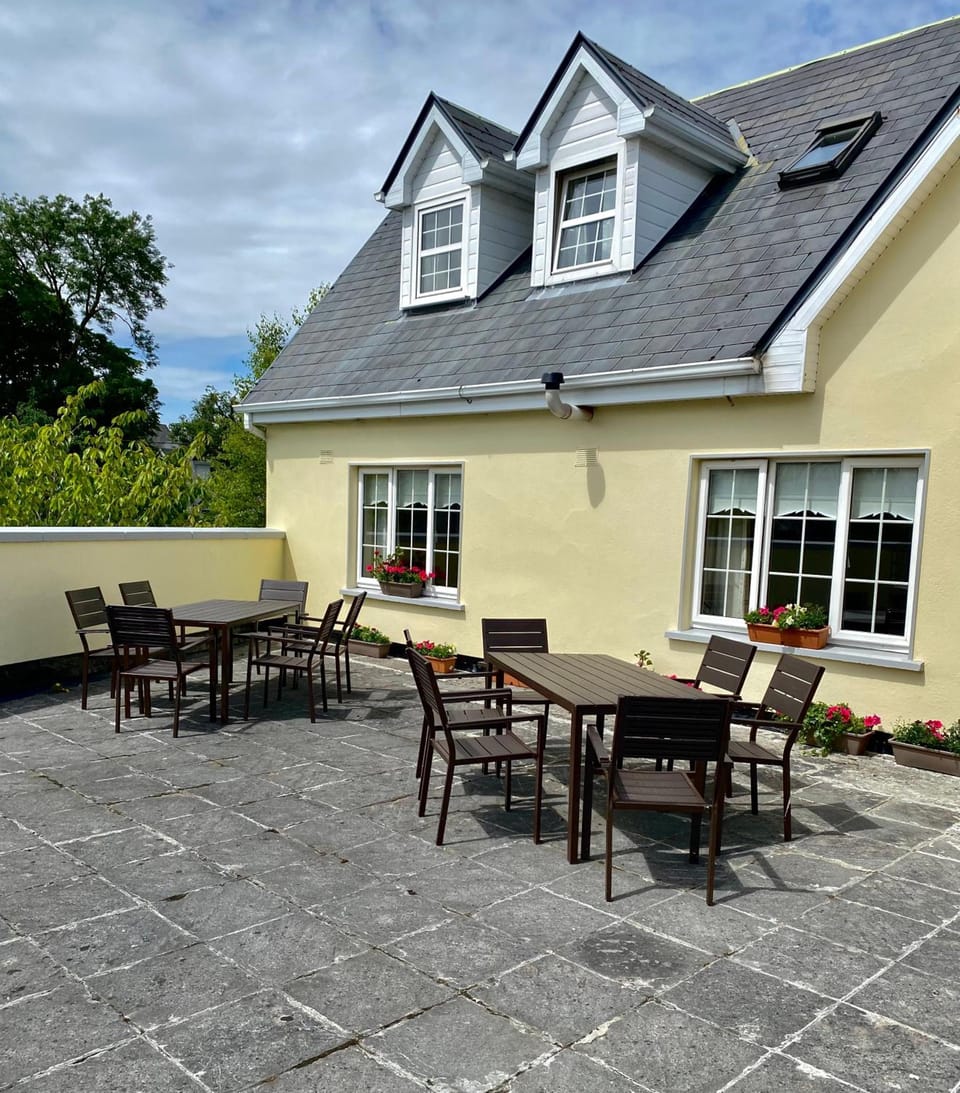 Fallon's B&B Hotel in County Clare