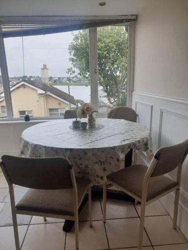 Avoca's Summer Nook Hotel in Galway