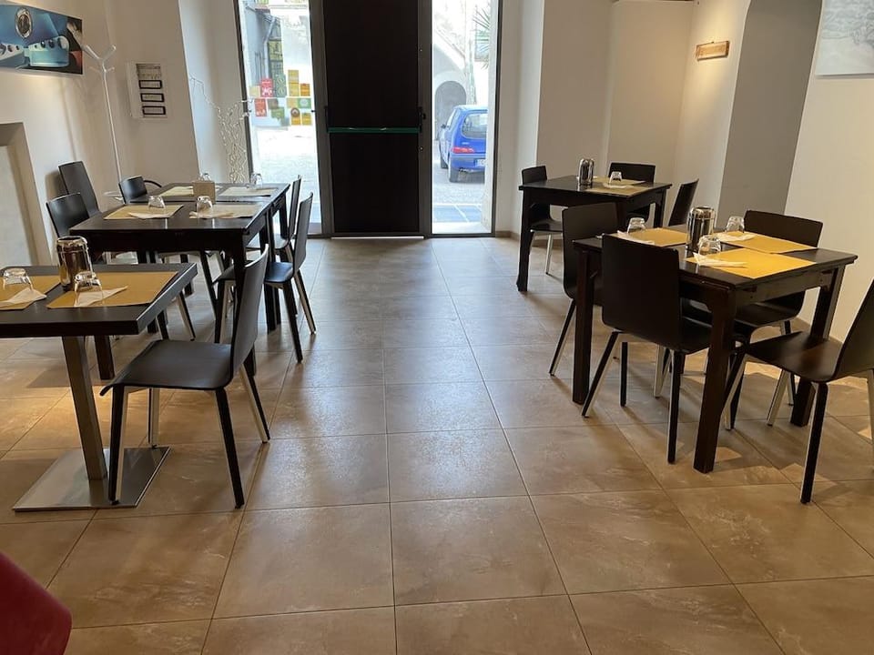 Albergo Del Cacciatore Hotel in Province of Foggia