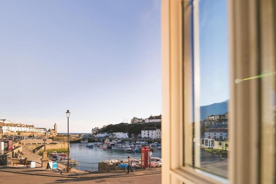 Kota Restaurant & Rooms Hotel in Porthleven