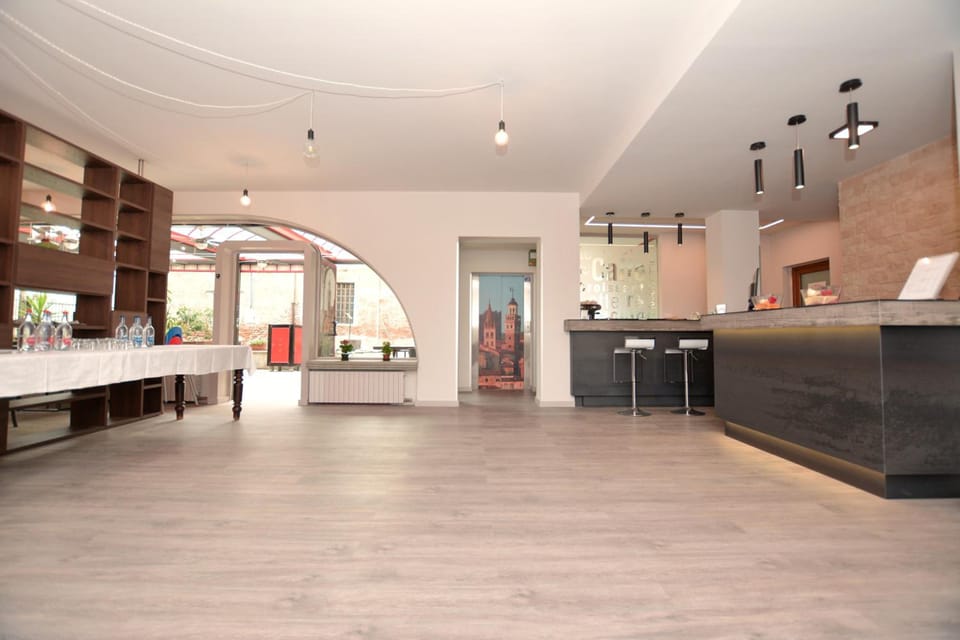 Hotel & Apartments " Perpoin " Hotel in Piedmont