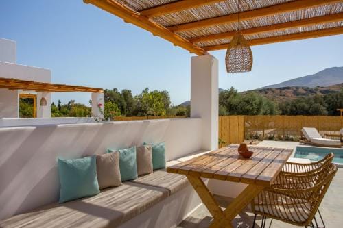 Onar Villas Skyros Hotel in Euboea