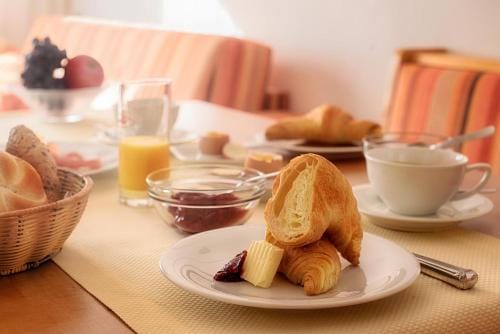 Appartment Maria Hotel in Trentino-South Tyrol