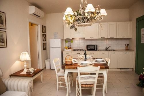 Cevoli Country Resort Hotel in Tuscany