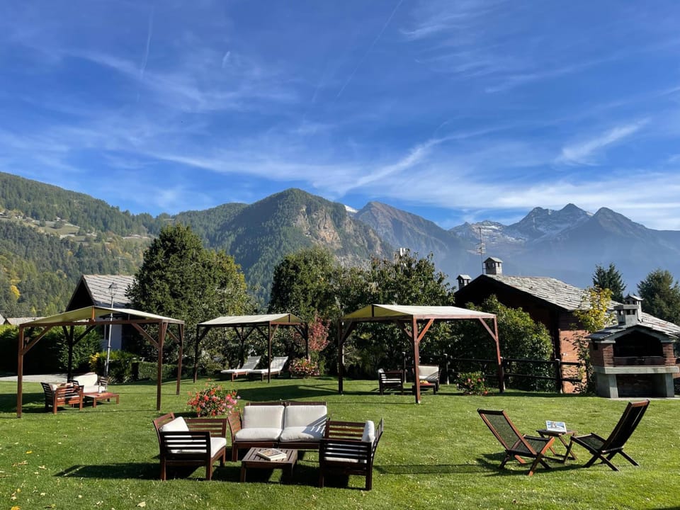 Residence Foyer D'Antan Apartment hotel in Aosta Valley, Italy