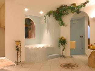 Garni Hotel Miara - Your Dolomites Home Hotel in Sëlva
