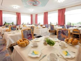 Hotel Landgasthof Weingut Seeperle Hotel in Trentino-South Tyrol