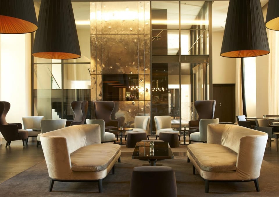 Bar/lounge