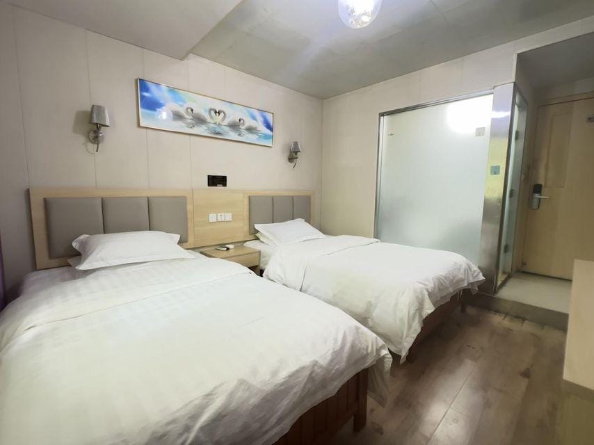 Dashu Holiday Inn Hotel in Nanjing