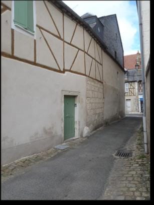 Chambres d'hotes La Revaillante Hotel in Bourges